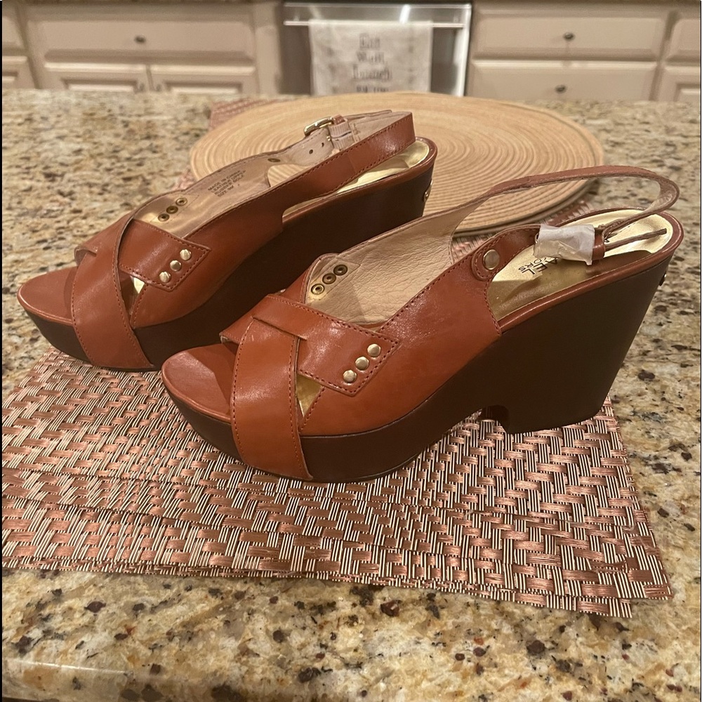 Michael by michael kors wedge sandals size 9